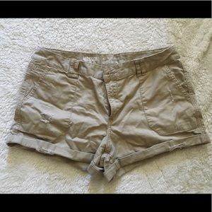 Mossimo distressed size 10 tan shorts